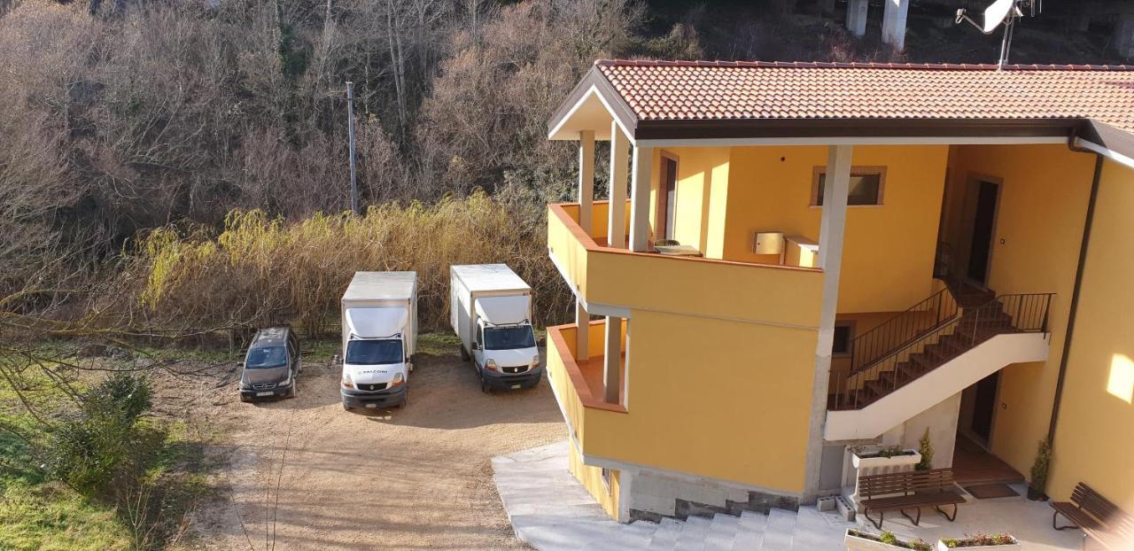 Villa Center appartamenti nel verde in città Campobasso Esterno foto