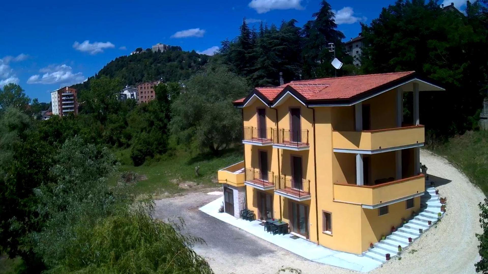 Villa Center appartamenti nel verde in città Campobasso Esterno foto