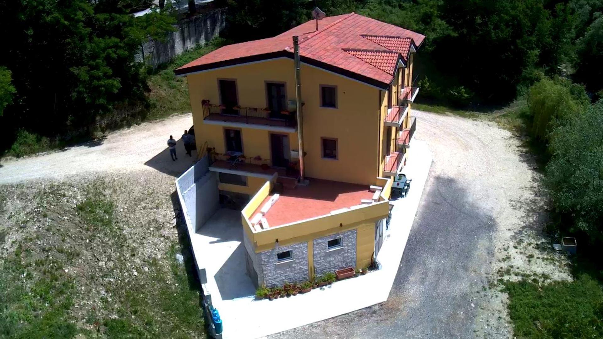 Villa Center appartamenti nel verde in città Campobasso Esterno foto